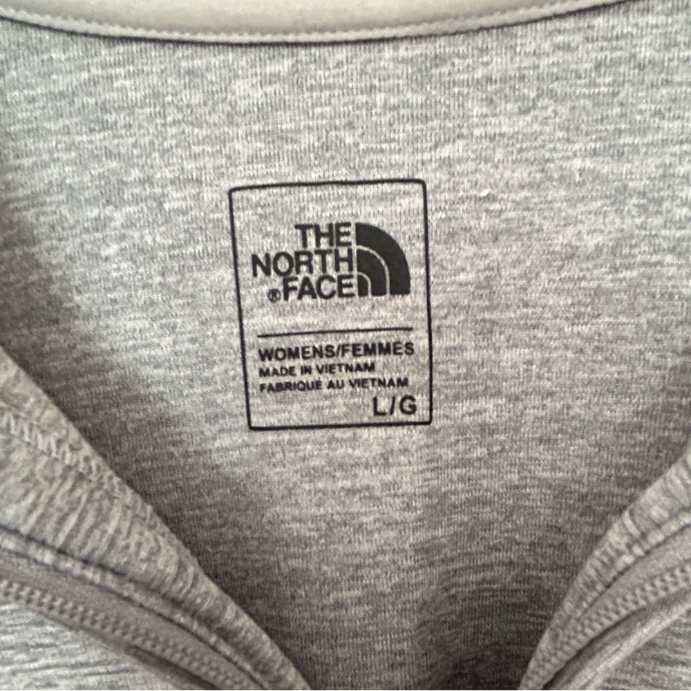 The North Face Heather Gray Women's Pullover
